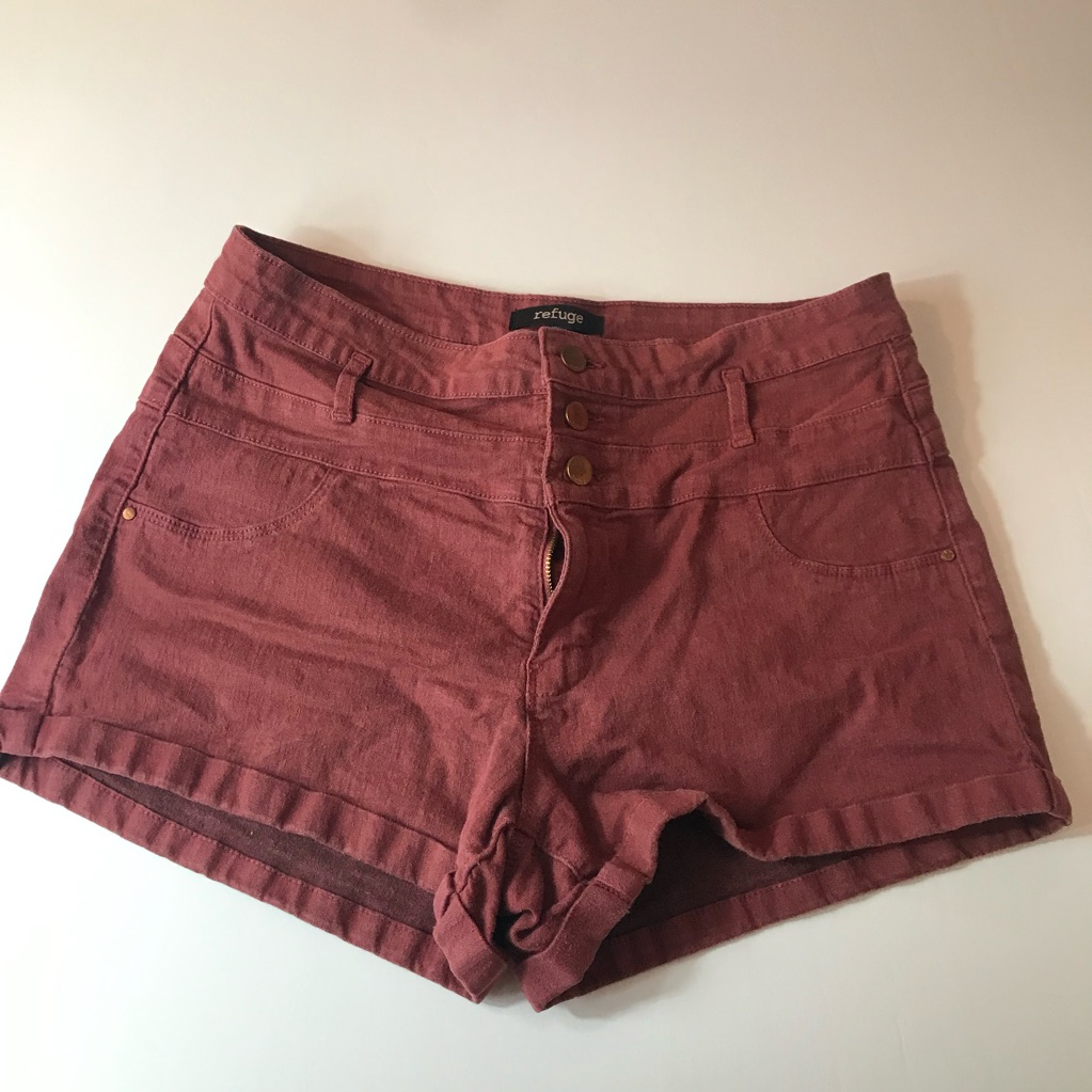 Refuge Brand Size 10 Shorts